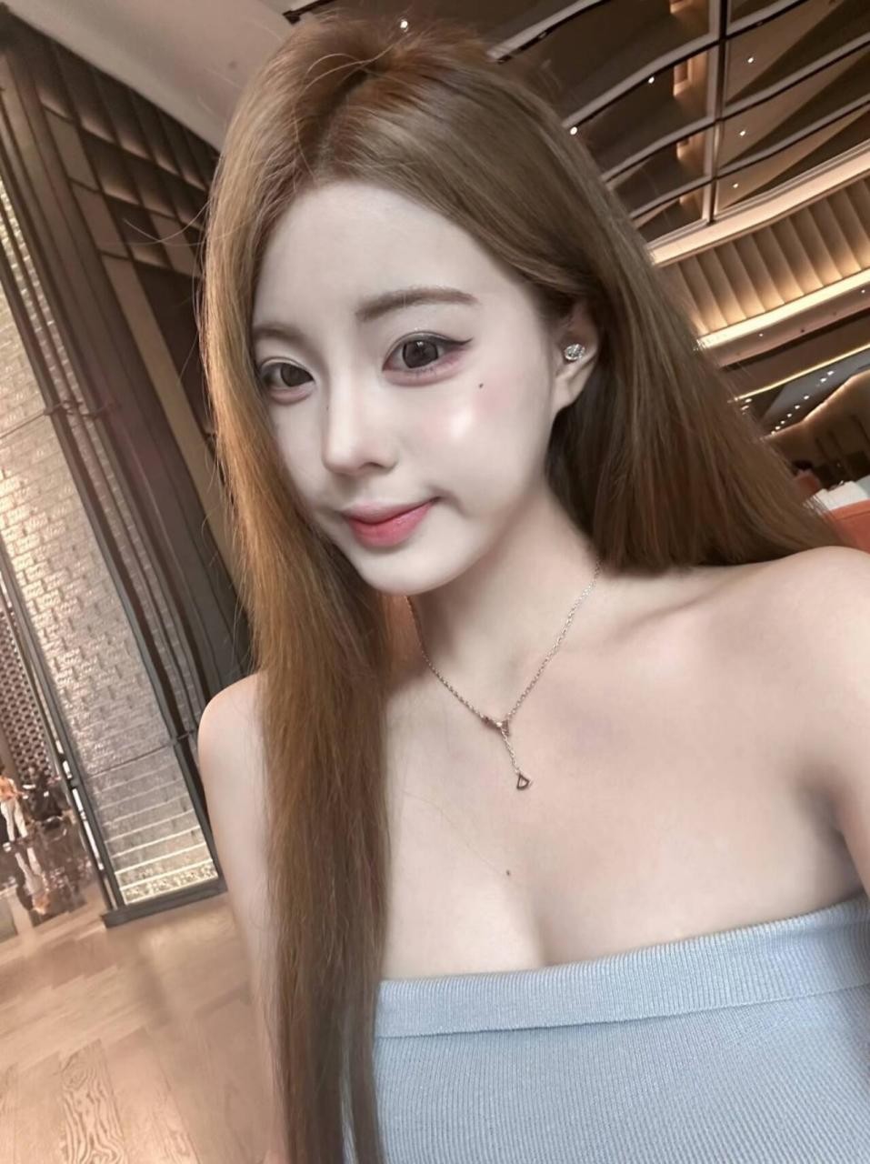 天津可爱妹妹姿势多配合好