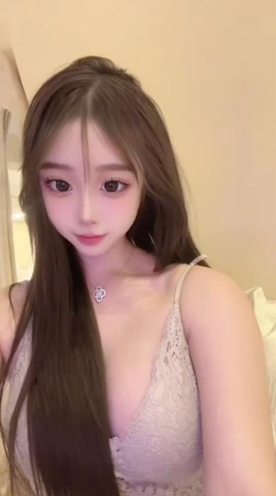 厦门看一眼就想压在身下的女人