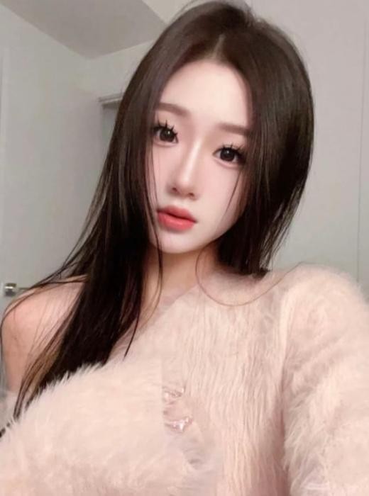 成都颜值超美皮肤粉粉嫩嫩的