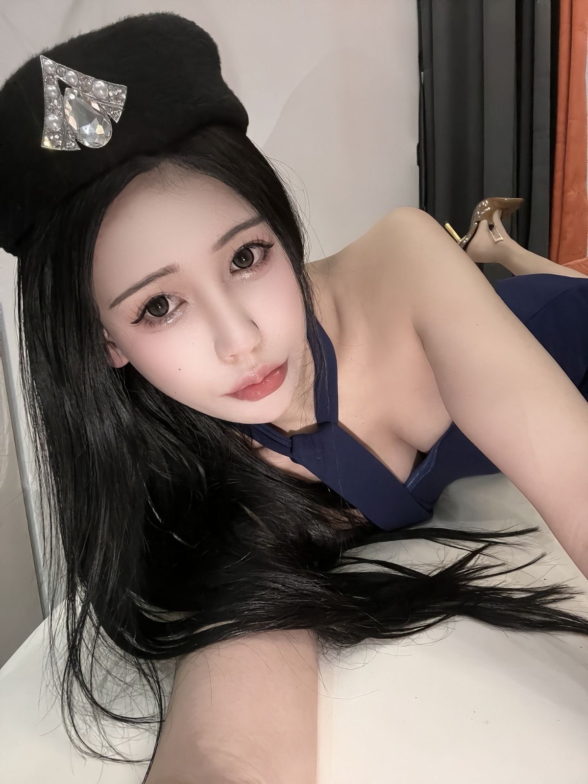 徐汇玩的骚货会嗦会夹玩的爽