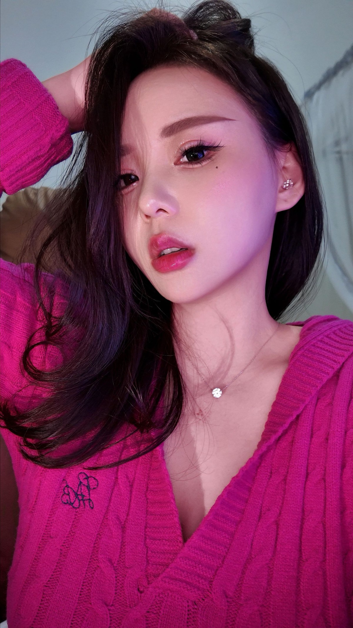 骚妞吃屌厉害啪啪主动