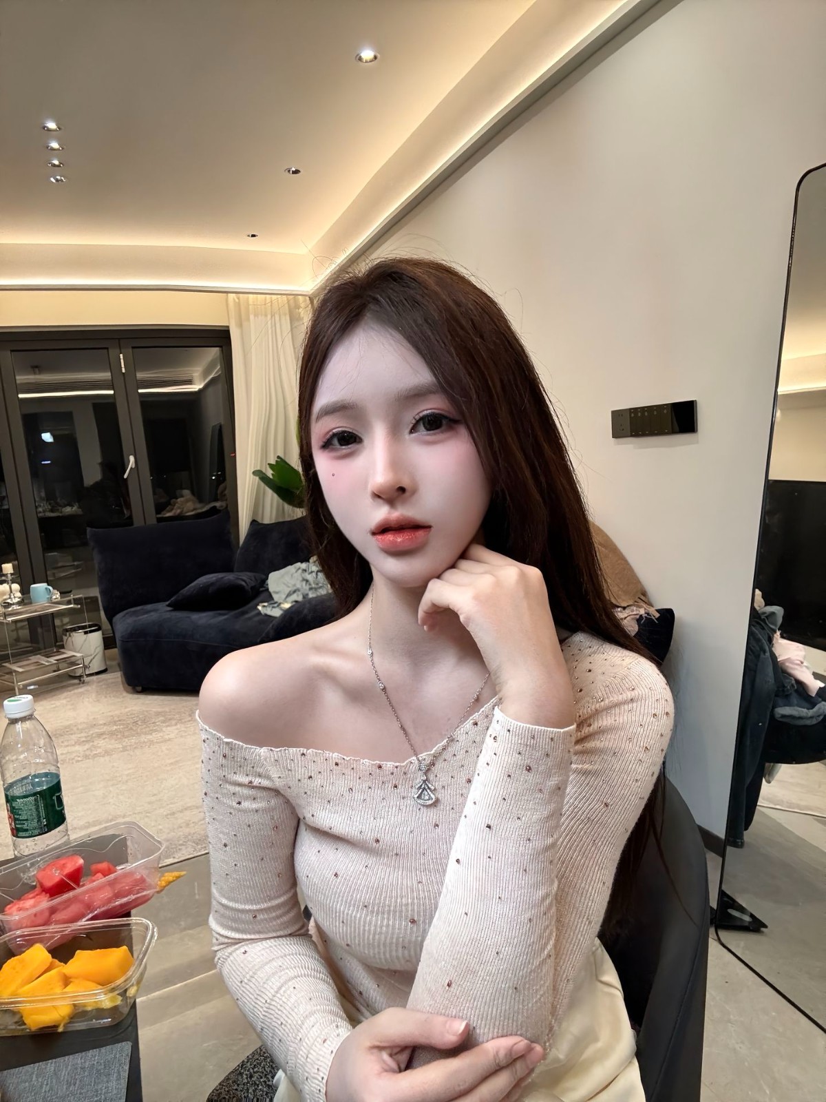 甜妹白虎穴粉嫩干净