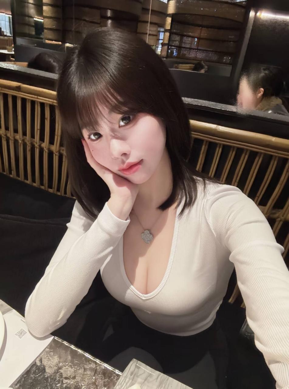 济南大波翘臀小姐姐