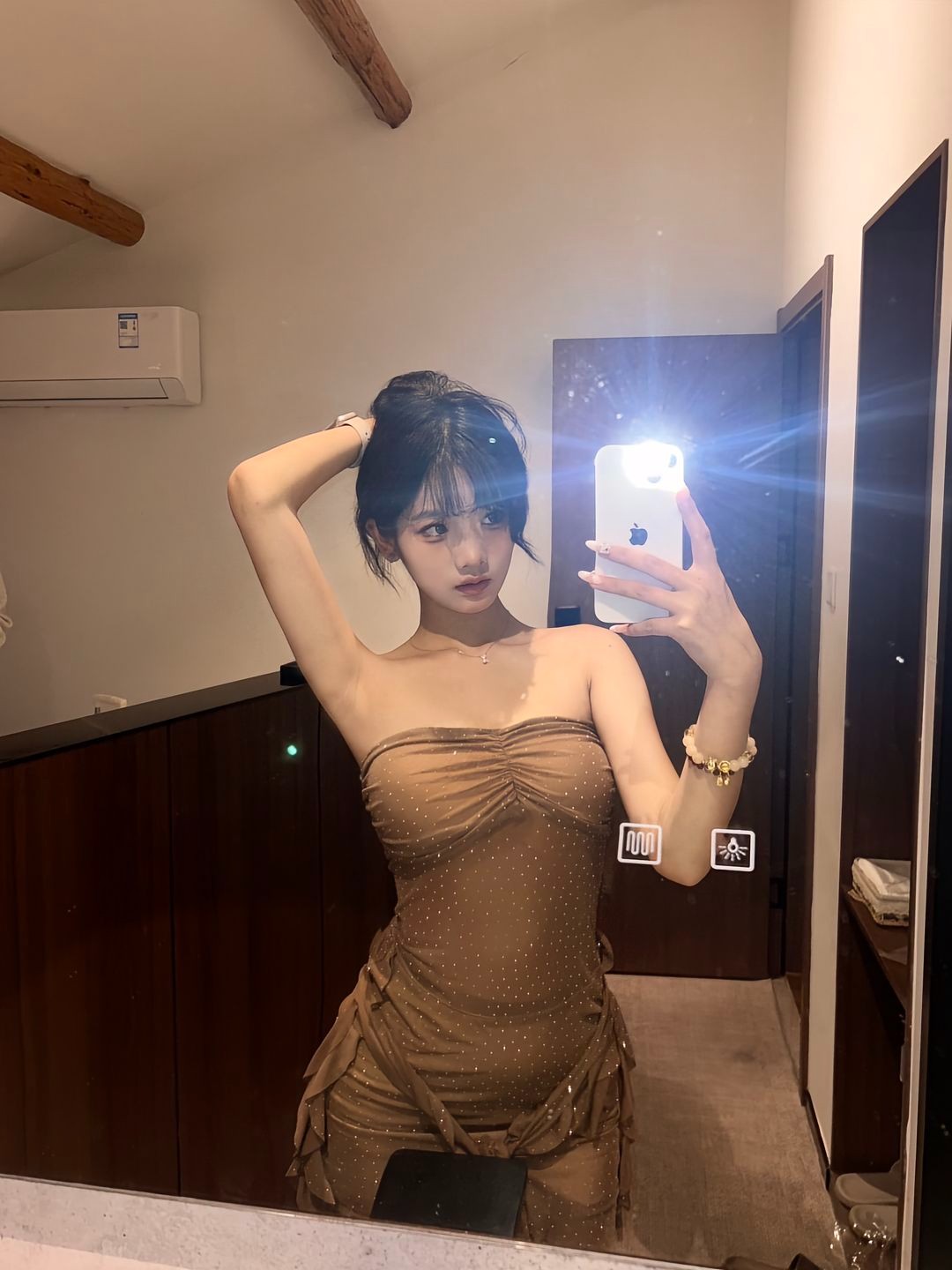 22岁小姑娘上下粉嫩