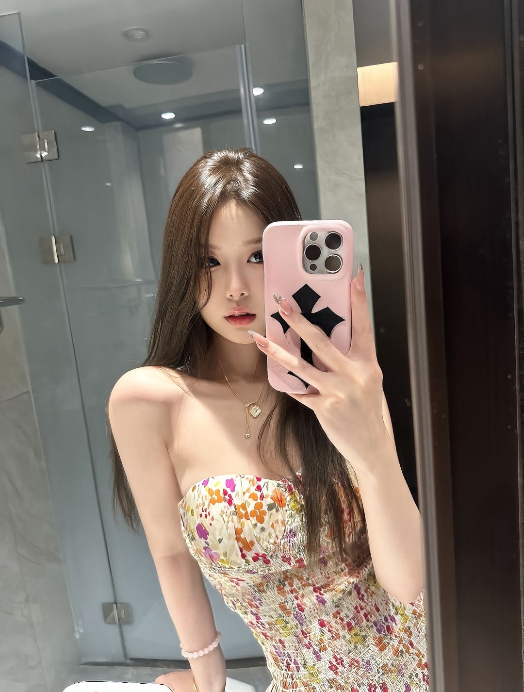 刚开课小骚妹泄火爽