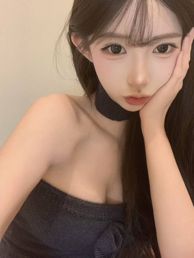 【郑州】妹子坐上面摇，奶子甩来甩去，没忍住出货了