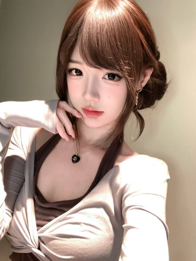 【奉贤区】同事推荐的妹子，挺不错的