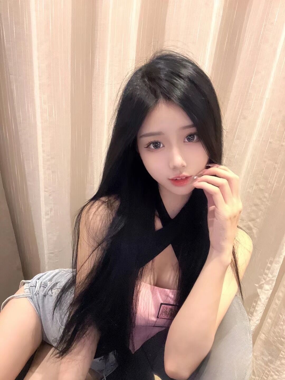 体验嫩妹极品小穴