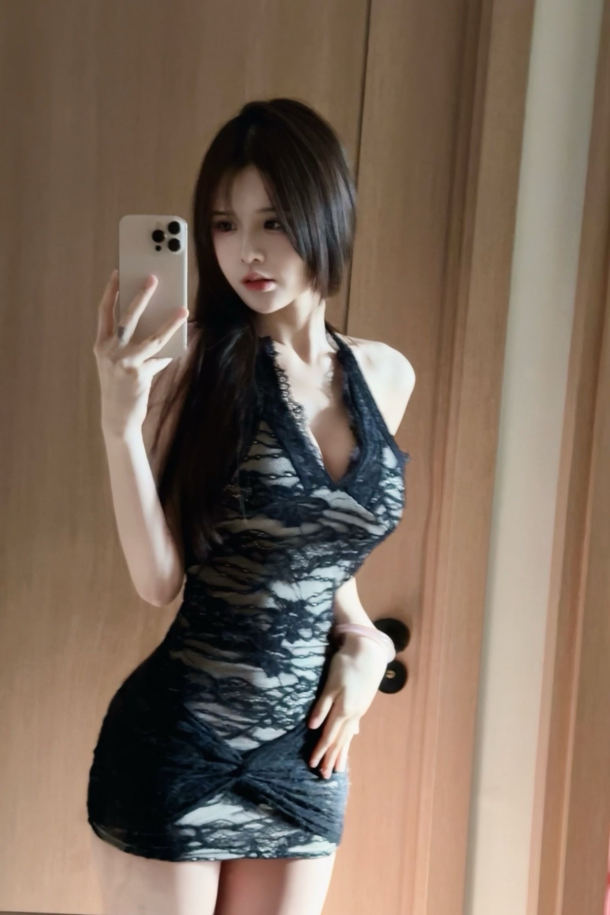 纯情小妹b嫩奶大日感舒服