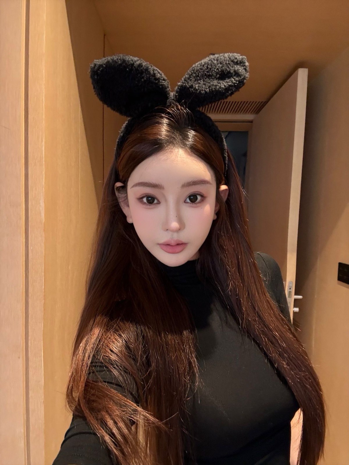 大奶美人配的上我的擎天柱