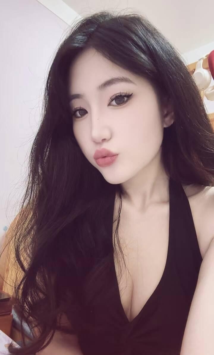 乌鲁木齐丰满大波美女