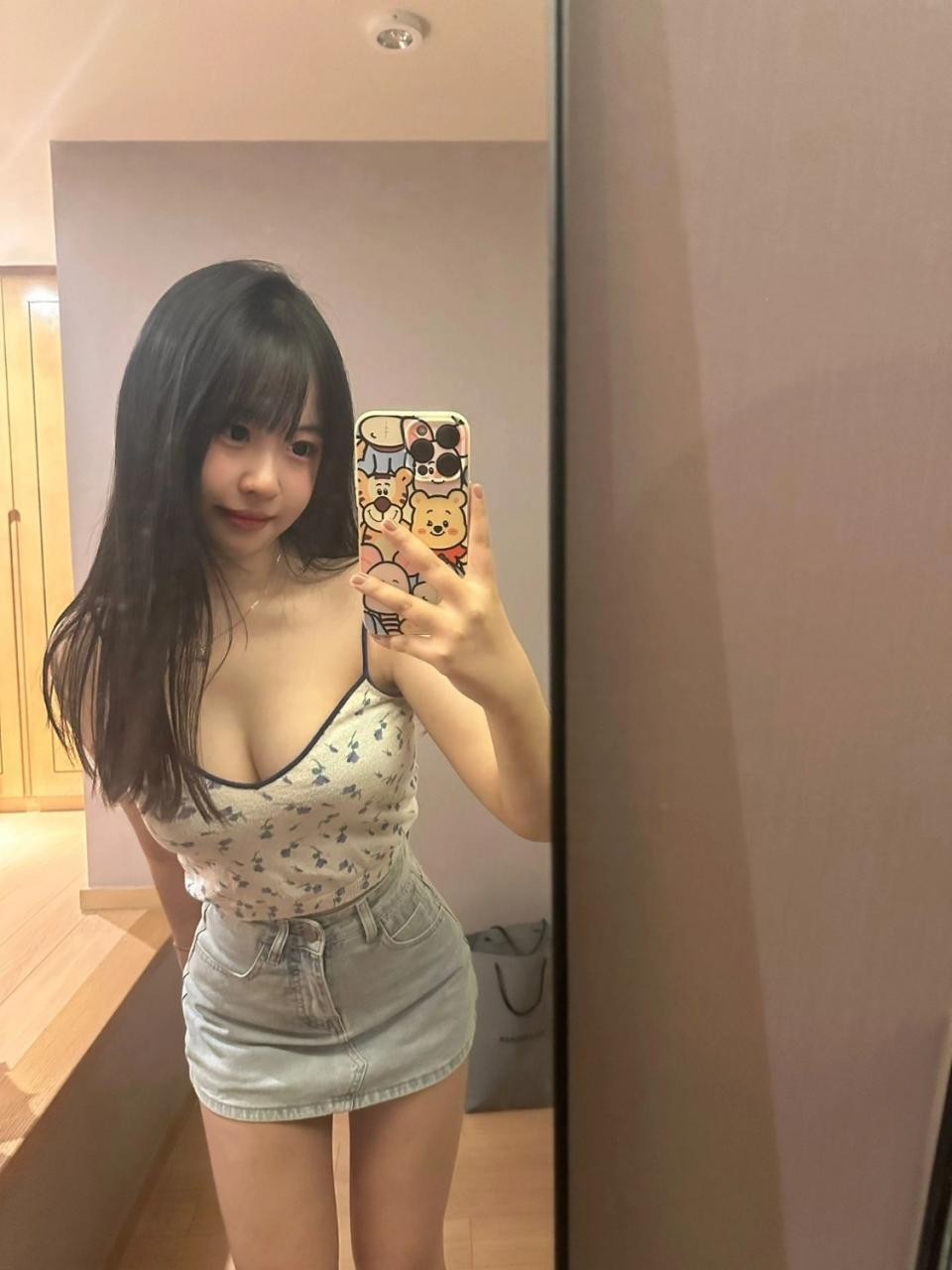 小小年纪就出来兼职实属紧致