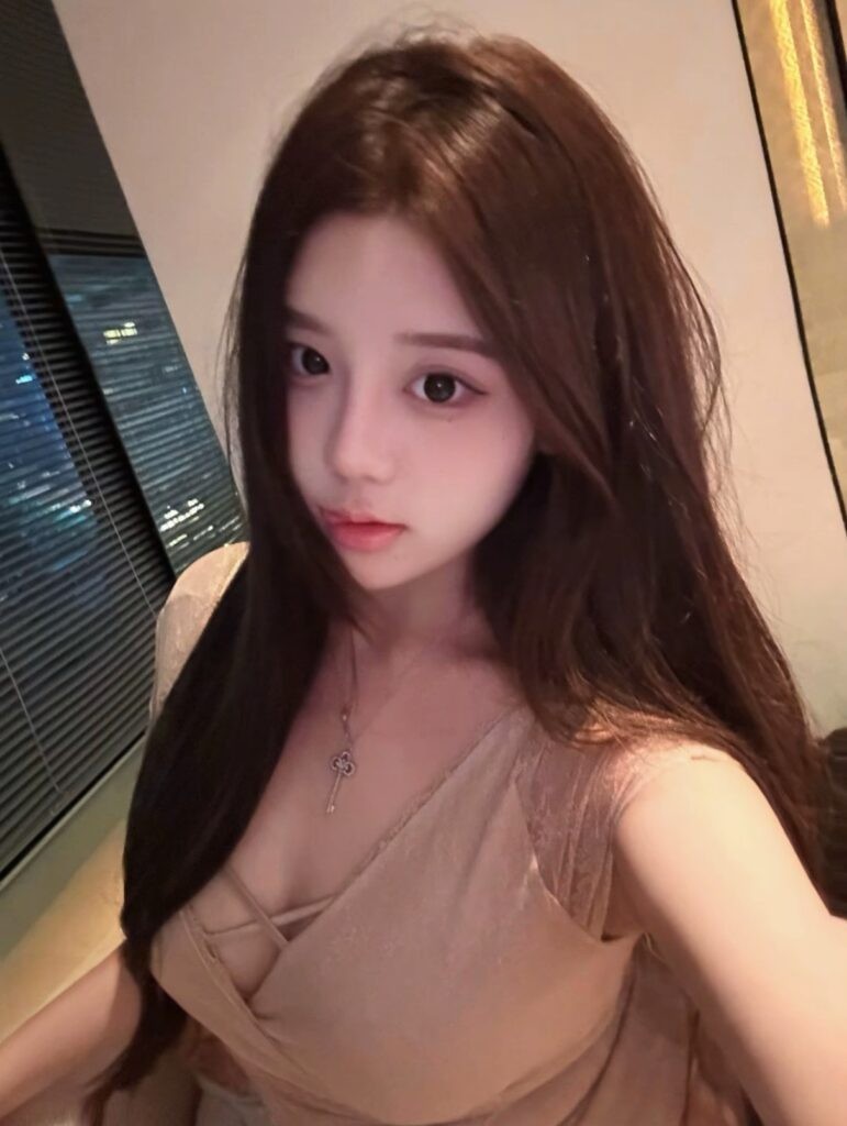 苏州吴中水嫩小萝莉下面很紧