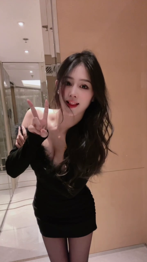 七里河验证回味无穷的清纯嫩妹