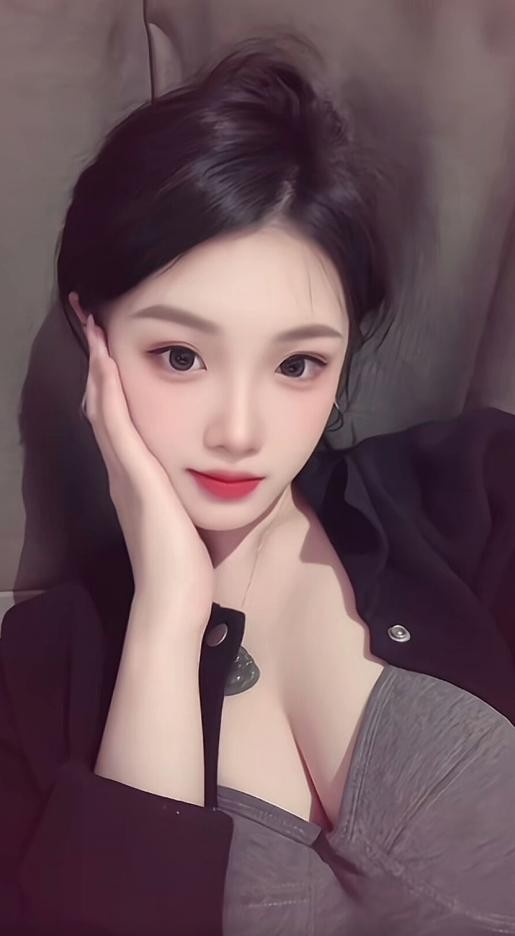 洪山大胸小妖精  骚穴会夹人