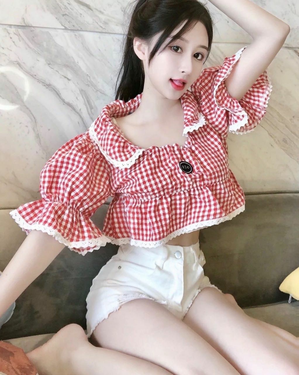 小店水灵嫩妹  干了两刺有点虚