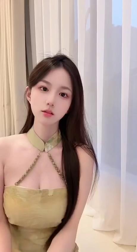 常熟妹子外表文静 床上很猛